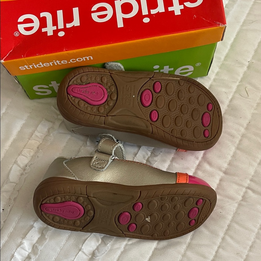 Stride Rite Pink and Orange Dress Shoes - Picture 2 of 3